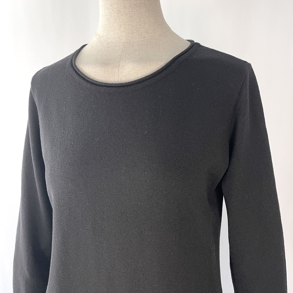 Kleider: YUKAI Wool Mini Dress/Sweater – Neu (gemäss Beschreibung) aus Emmen von Avviivva_Com2023 2