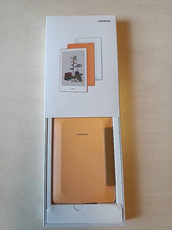 Tablettes PC: Reinkstone R1 liseuse e-ink couleur - 6" - Android 11 – D'occasion à Fribourg par Aous 1