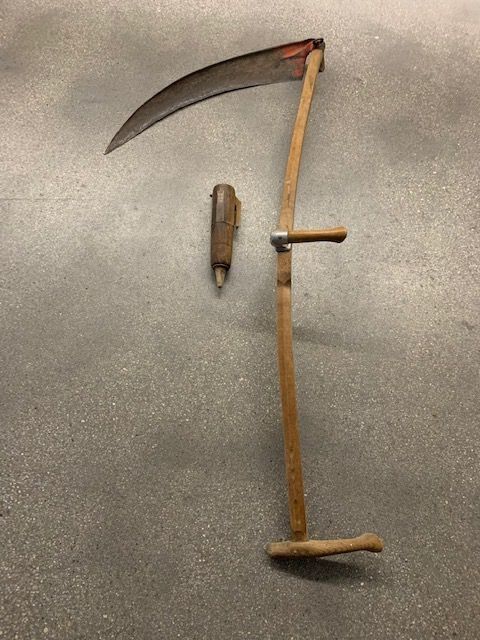 Sense mit Holzköcher Kaufen auf Ricardo