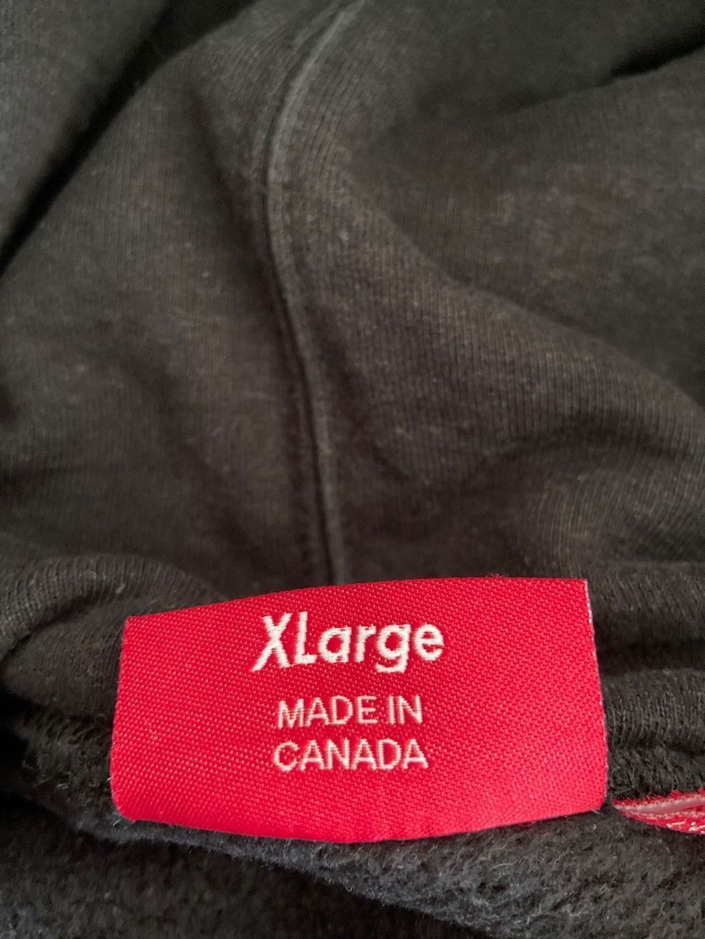 Maglioni & Felpe: Supreme Hoodie / Pullover Gr XL  schwarz – Usato da Sisseln AG venduto da XBL-Rotstein 6