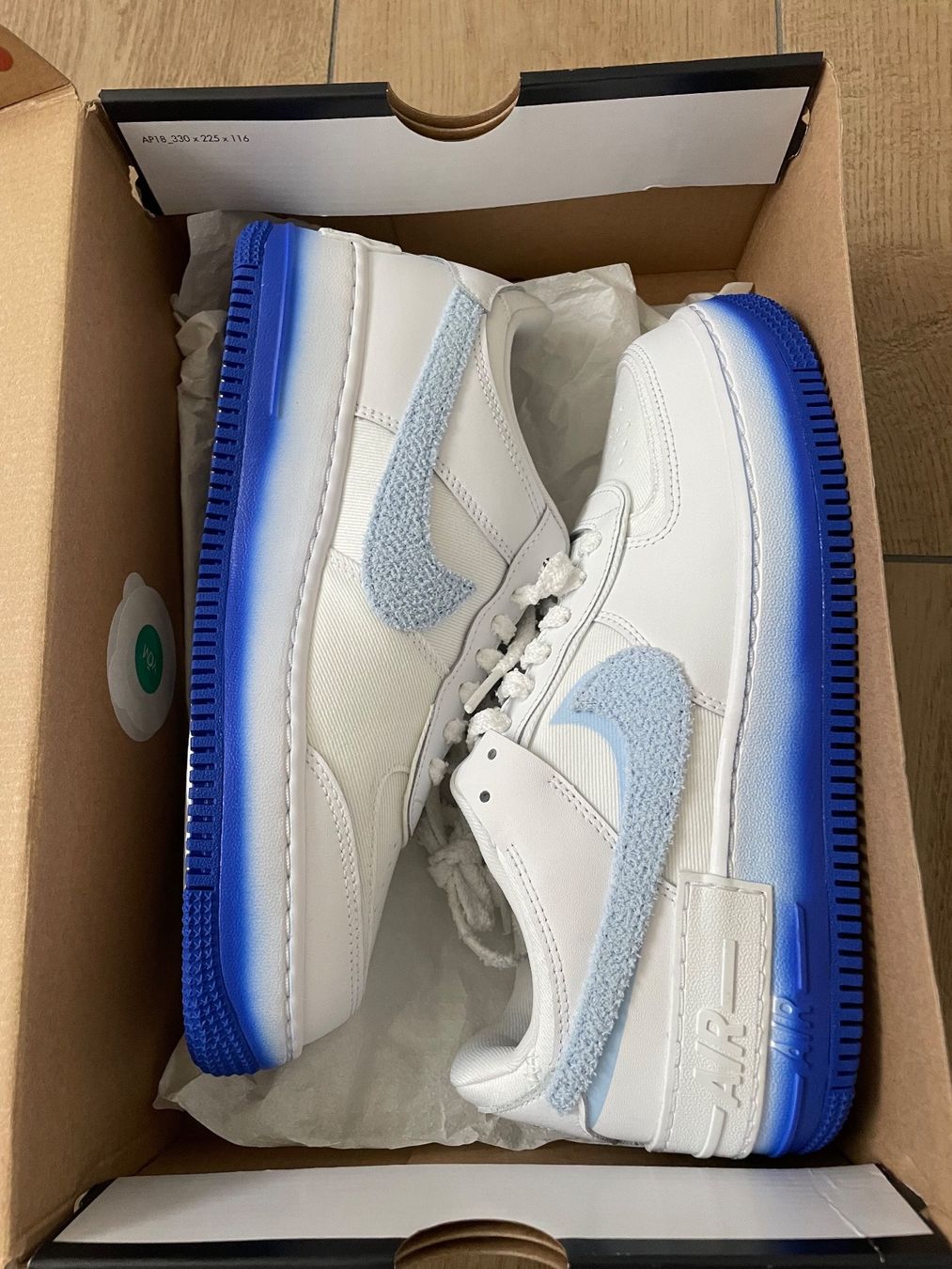 Nike Damenschuhe: Nike Air Force 1 Shadow Gr. 40.5 – Neu und originalverpackt aus Waltenschwil von hansnine 2