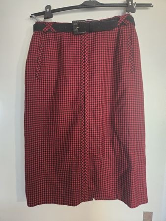Vintage Pencil Skirt aus Schurwolle, Grösse 42, mit Gürtel!