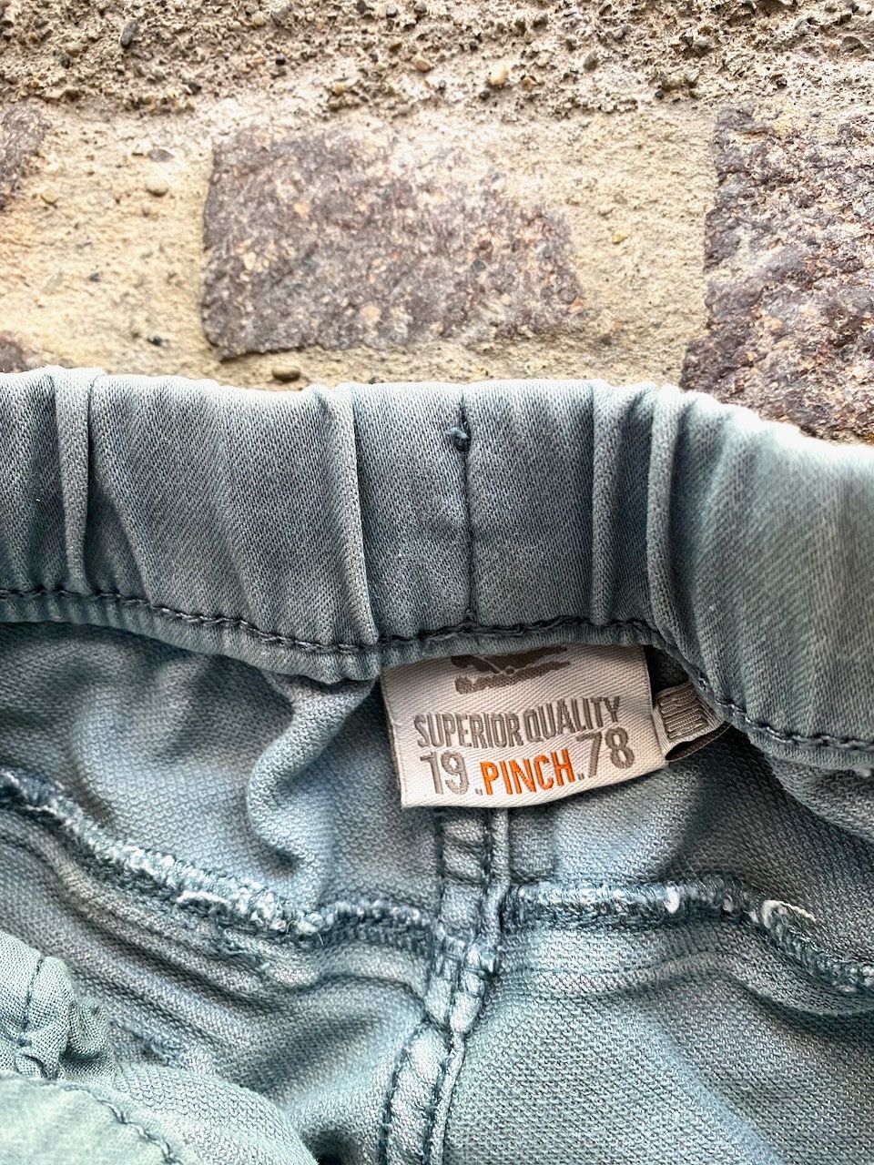 Pantaloni: Robuste Kinder Cargo Jeans, Gr. 98/104 – Usato da Uster venduto da ros_pym8 3