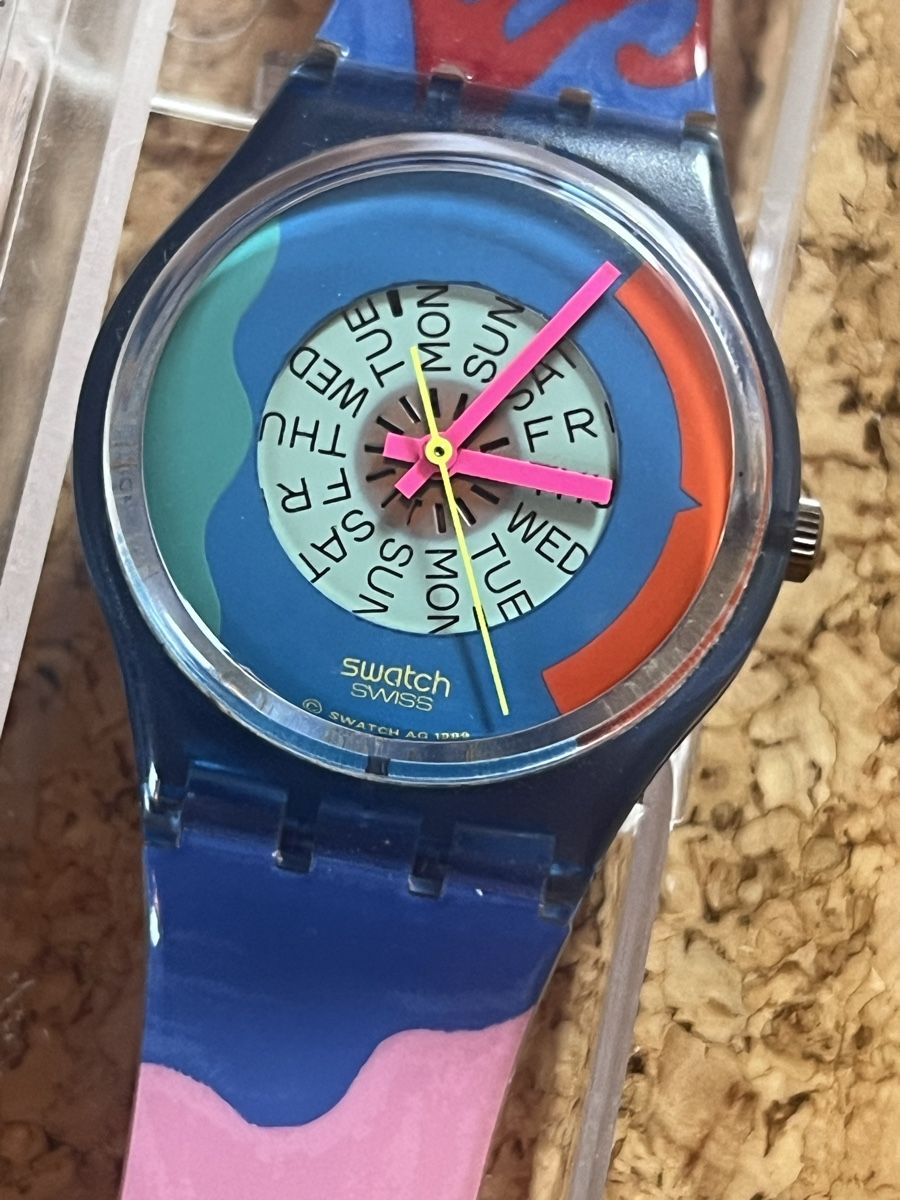 Swatch Uhren: Swatch Uhr Datum FARBIG – Gebraucht aus Laufen von belleskulptur