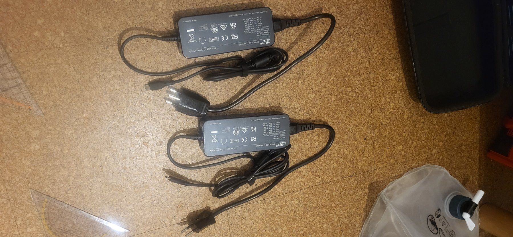 Ladegeräte: 2 Stk. 140W Power Ladegeräte PD3.1 USB C TYPE-C – Neu (gemäss Beschreibung) aus Hellbühl von Retalh 6