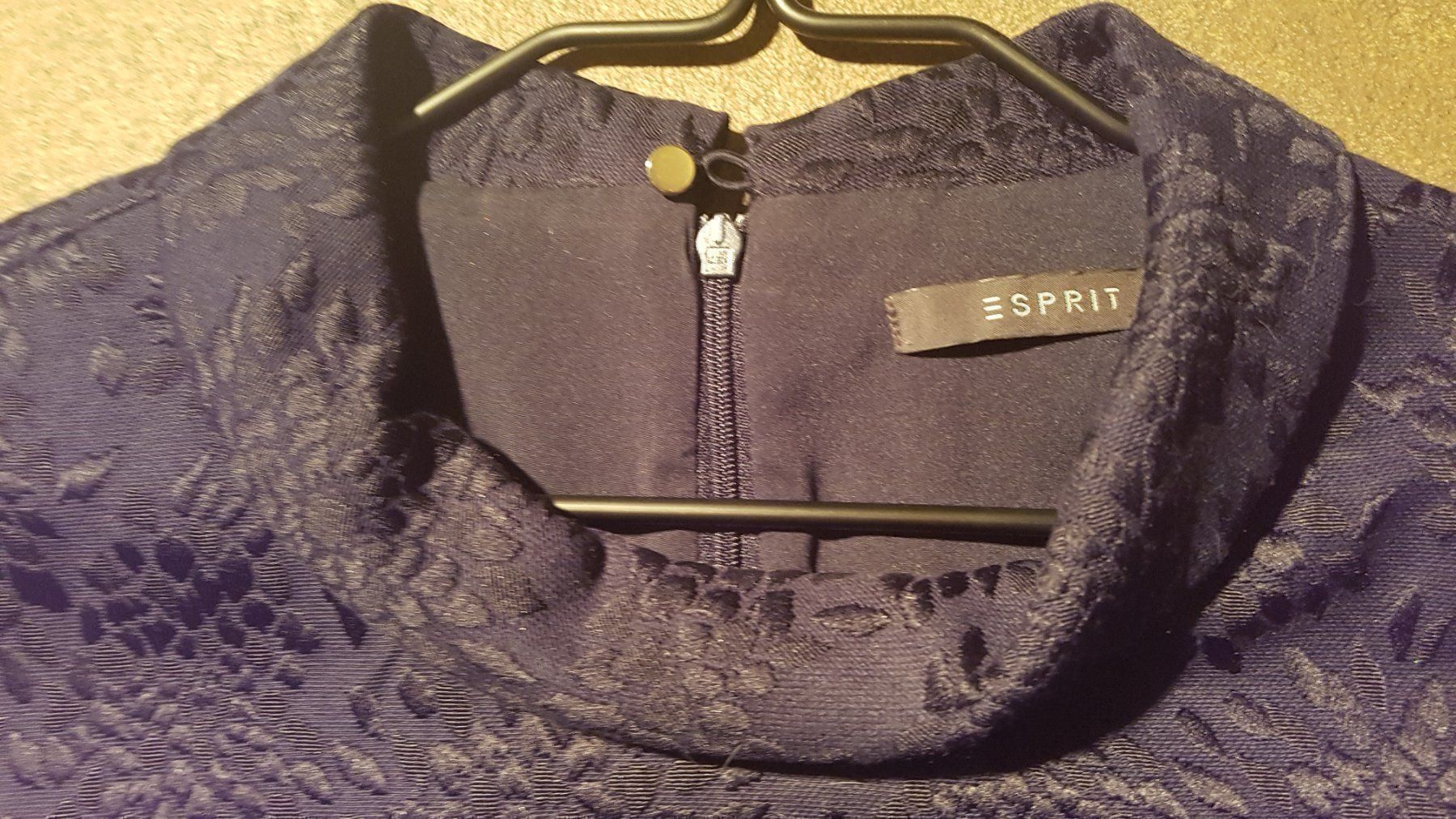 Esprit Vestiti: ESPRIT Kleid – Usato da Innerberg venduto da Ganapataye 1