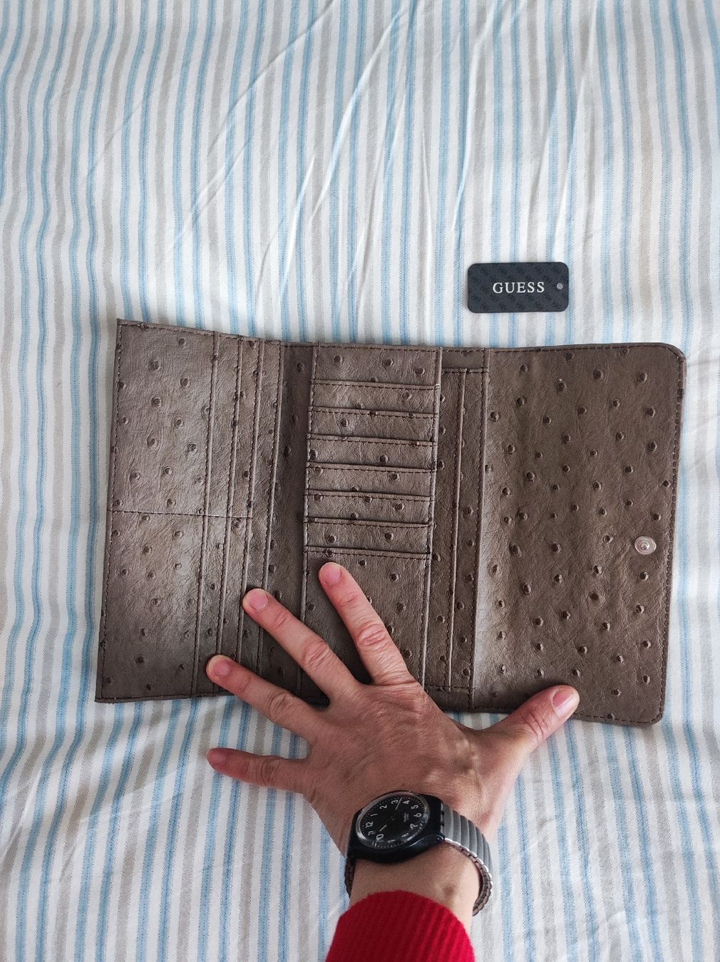 Guess Portafogli: Portefeuille Guess brun – Nuovo (secondo la descrizione) da Bussigny venduto da Brettinette 4