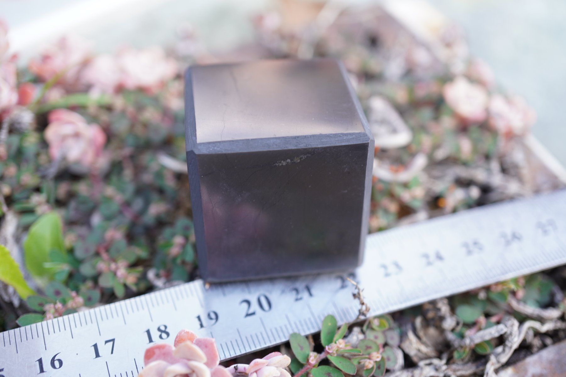 Minerali & Pietre curative: Schungit / Shungit  Würfel 3cm – Nuovo e nell'imballaggio originale da Eschenbach SG venduto da topstone 5