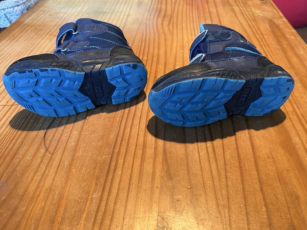 Chaussures garçon: Winterschuhe – D'occasion à Gsteigwiler par mischu20 1