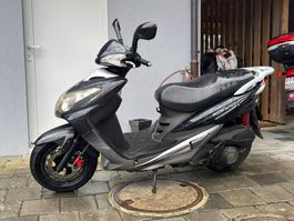Scooter SYM  VS 125