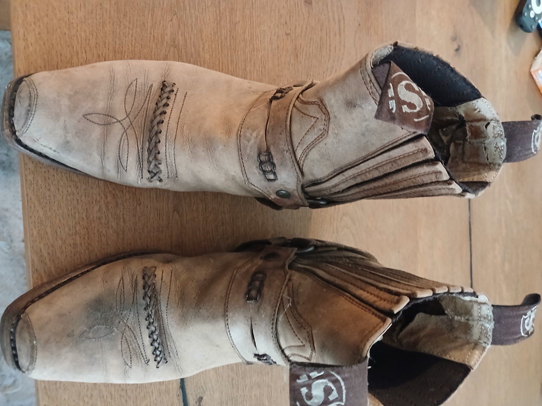 Sendra Scarpe da donna: Cowboy/Motorradstiefeletten – Usato da Zufikon venduto da Absolut64