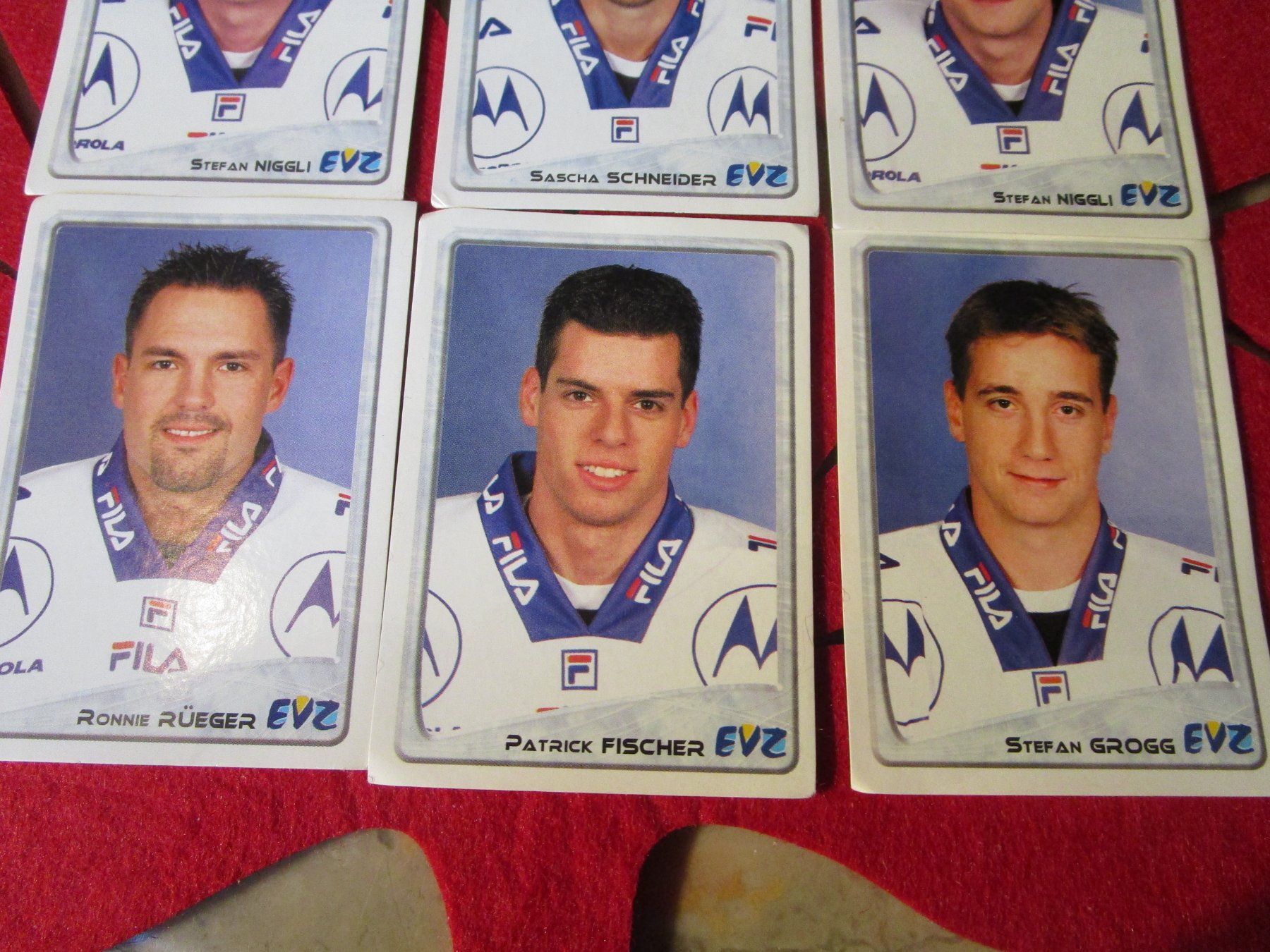 Panini Sammelbilder & Trading cards: EV ZUG EISHOCKEY  ANTIKE PANINI BILDER 2000/2001 8STK – Gebraucht aus GUTENSWIL von Alpina6 3