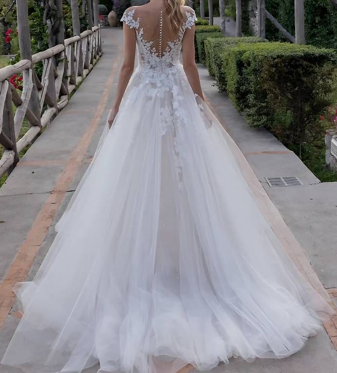 Vestiti: MODECA Brautkleid – Usato da Rheinfelden venduto da Dwalliseri 4