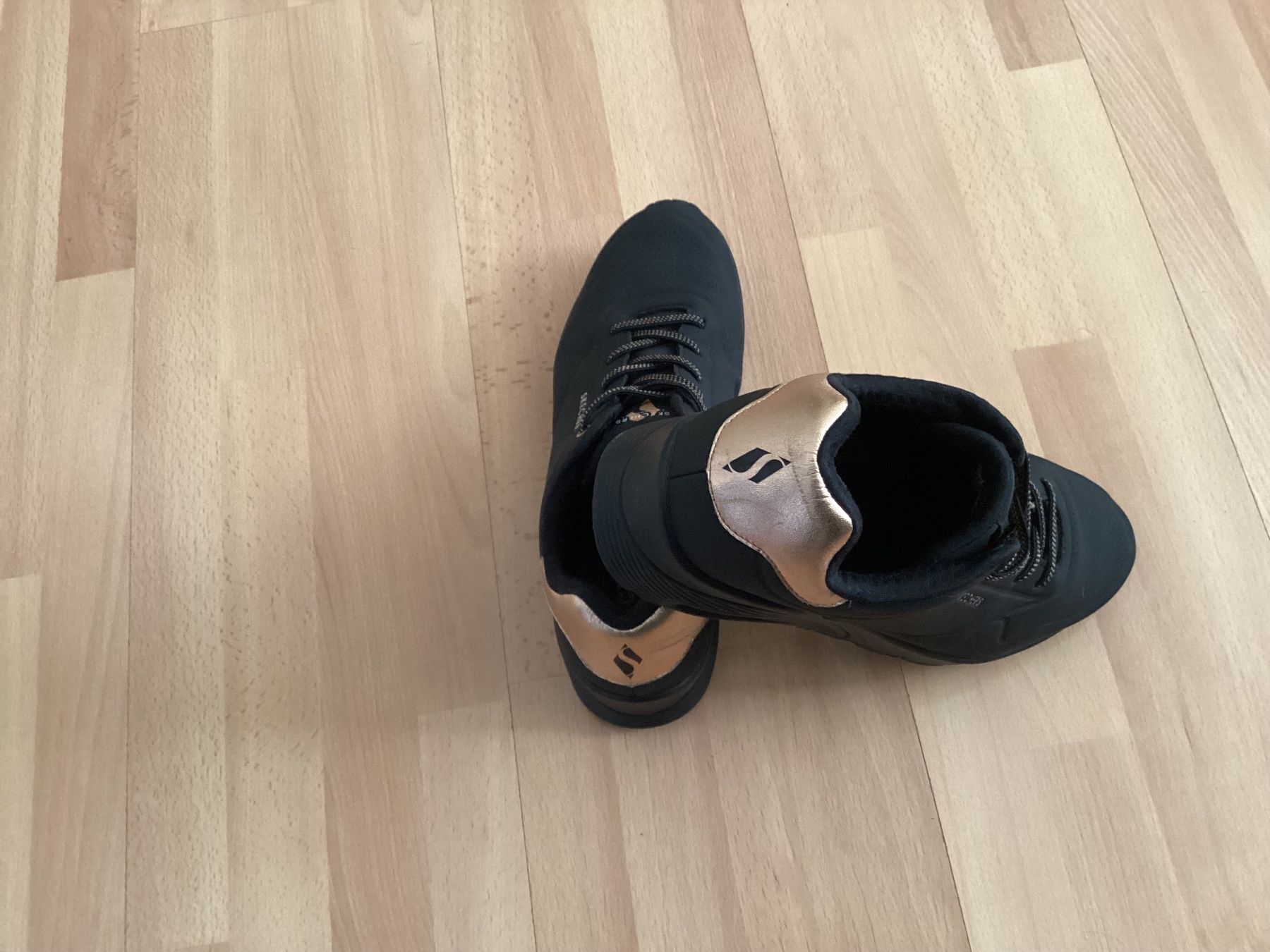 Skechers Scarpe da uomo: Skechers Sneaker – Nuovo (secondo la descrizione) da Unterkulm venduto da Lunchen11 2