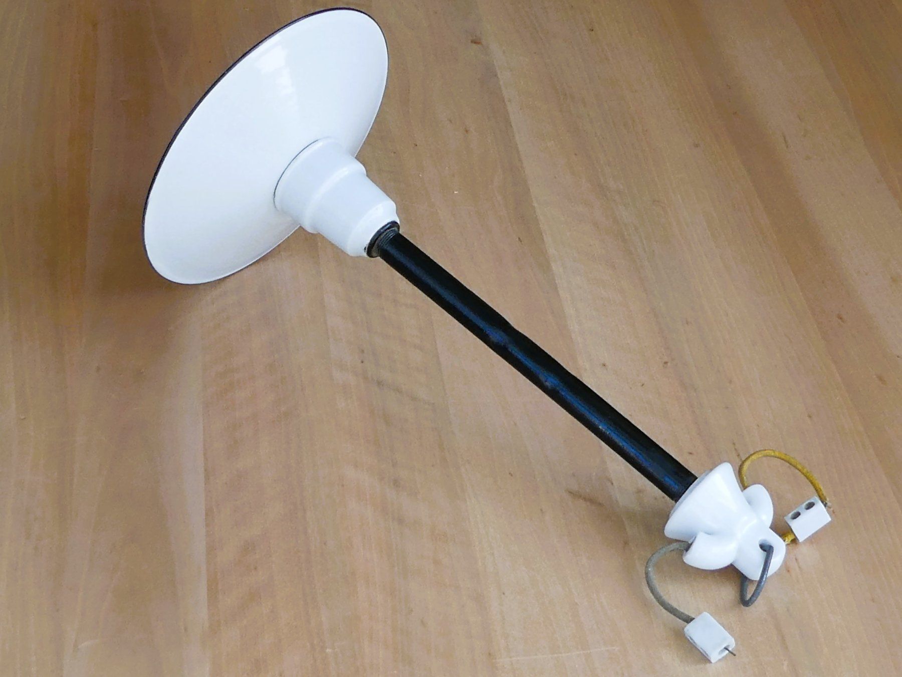 Lampadari & plafoniere: Stalllampe antik – Usato da Beromünster venduto da legolas_mt-gd 2
