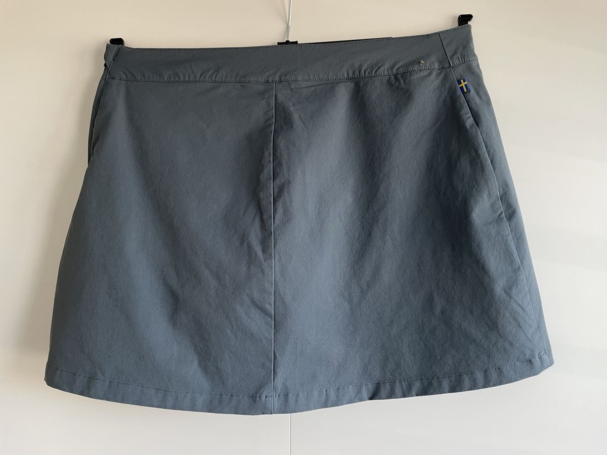 Fjällräven Gonne: Fjällräven Wanderrock mit Innenhose – Usato da Möriken AG venduto da Sebife 6