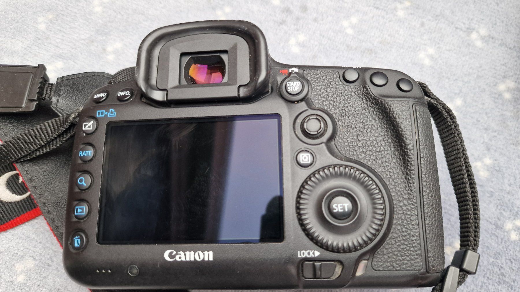 Canon Fotocamera: Canon EOS 5D Marklll – Usato da Commugny venduto da stschirru 1