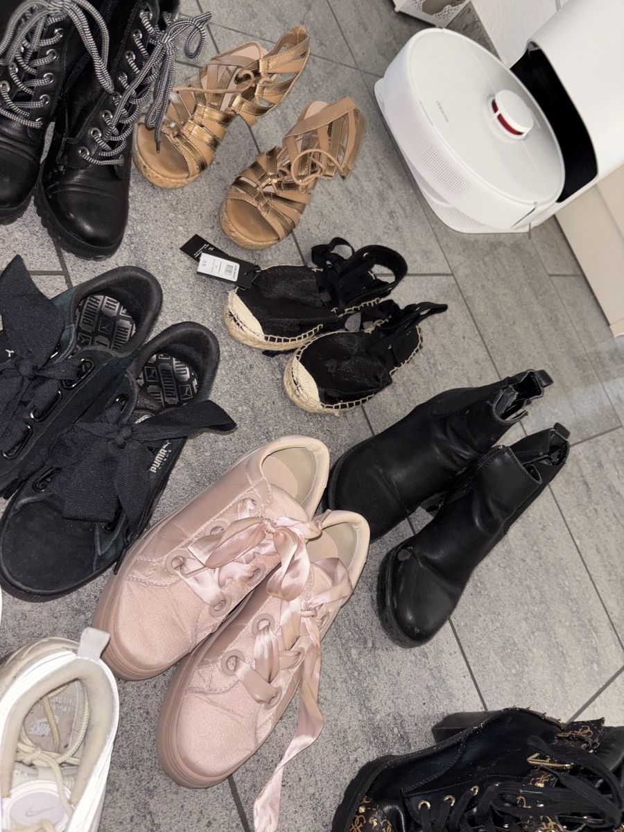 Damenschuhe: Schuhset Damen Grösse 36 – Gebraucht aus Fislisbach von secondhandF 3