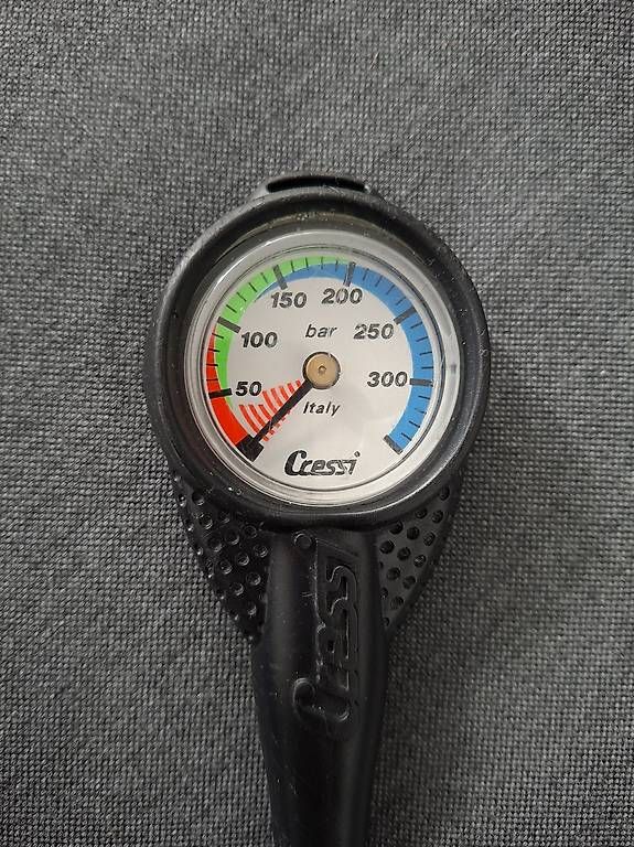 Respiratori & Giubbotti: Cressi Finimeter – Usato da St. Gallen venduto da D122K122 1