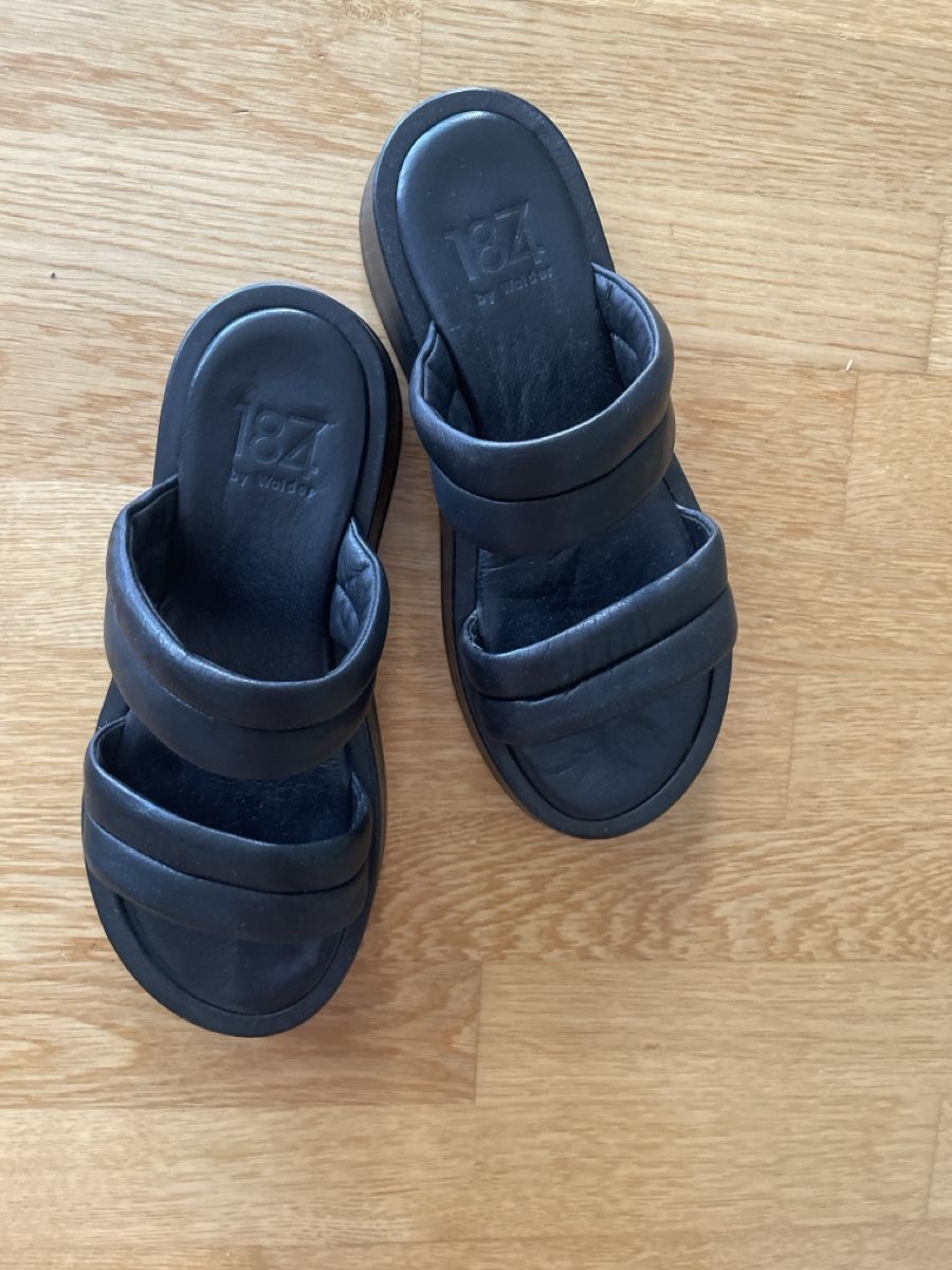 Walder Damenschuhe: 187 by Walder Leder Sandalen ,  Gr 38 – Gebraucht aus Uetikon am See von Wigglo 4