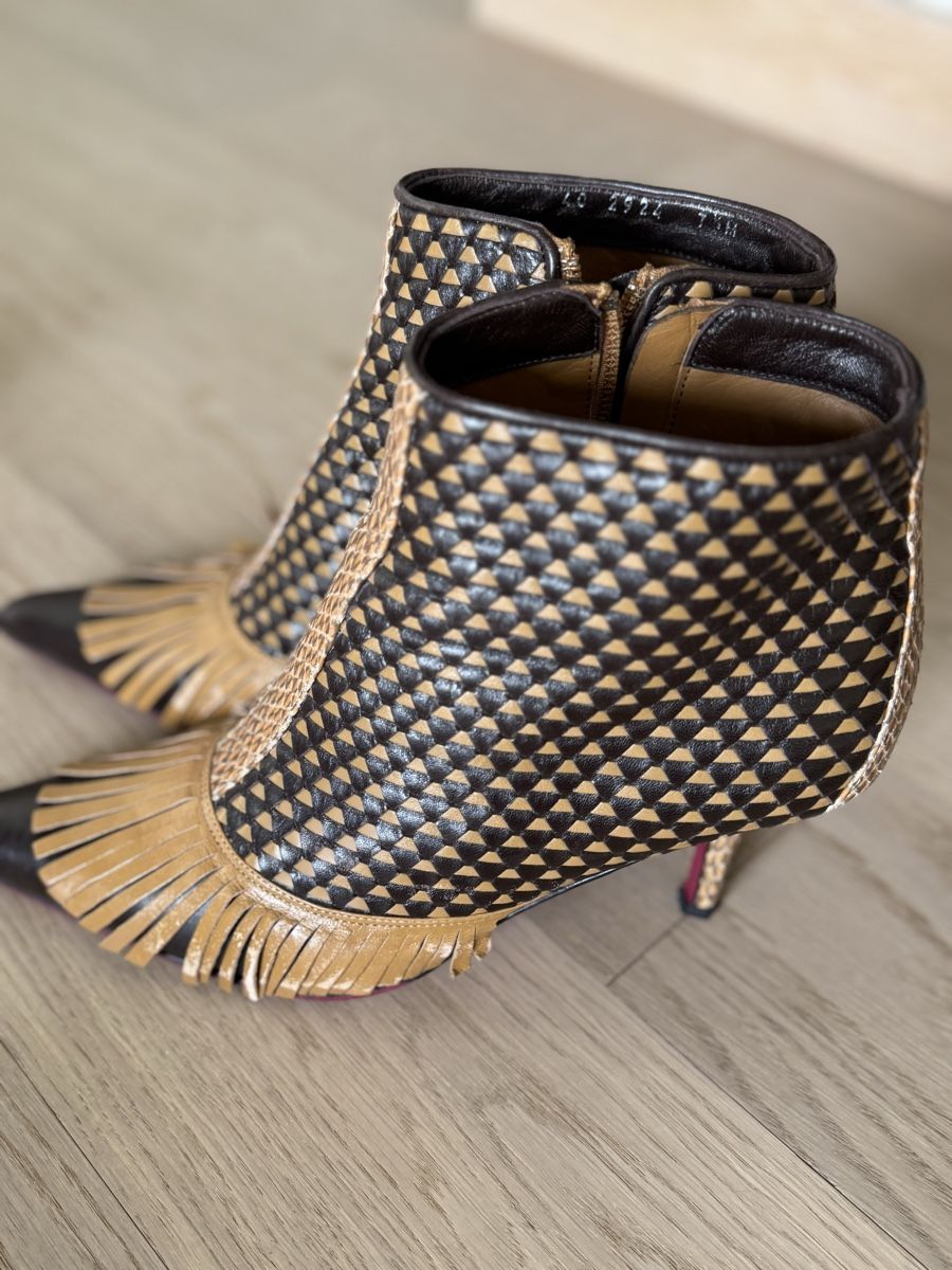 Scarpe da donna: Designer booties Emanuel Ungaro Paris – Usato da Zürich venduto da Nightfury006