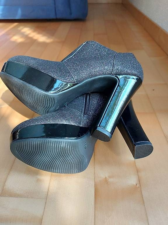 Scarpe da donna: Absatz Schuhe Catwalk, Grösse 38 – Nuovo e nell'imballaggio originale da Flaach venduto da nad_xpb7 1