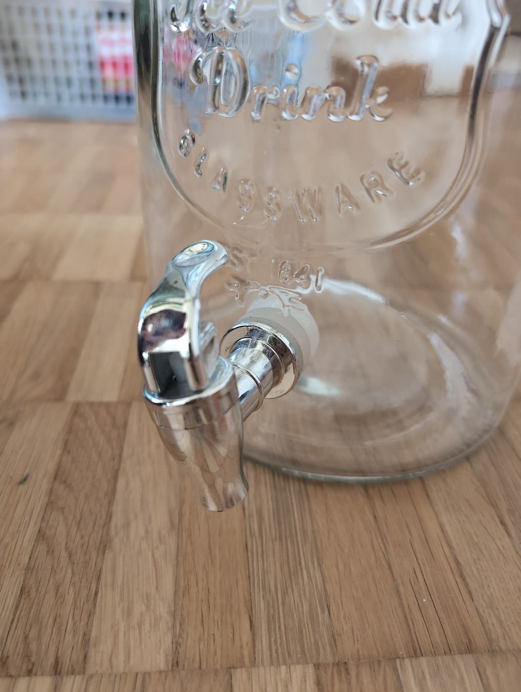 Behälter & Ähnliches: Getränkespender aus Glas mit Zapfhahn  – Gebraucht aus Aathal-Seegräben von Clanco 1