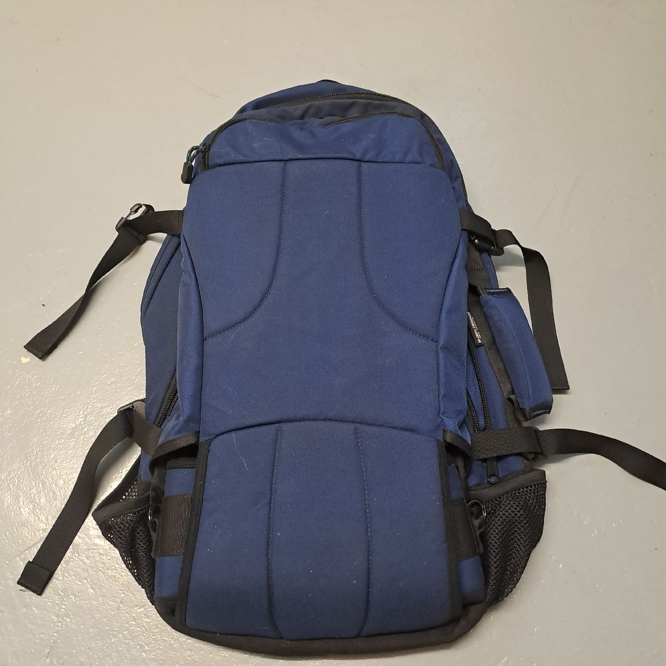 Rucksäcke: Rucksack/Tasche "Zwei-in-einem" – Neu (gemäss Beschreibung) aus Thierachern von lukwill 3