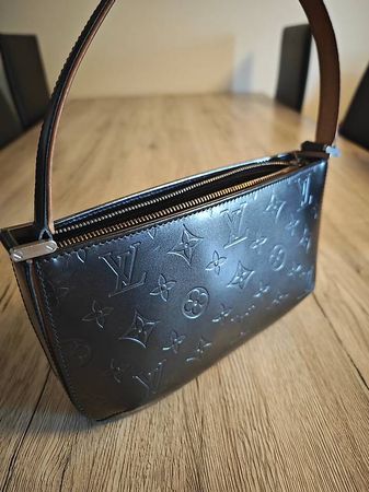 Louis Vuitton Fowler en cuir Monogram Mat gris