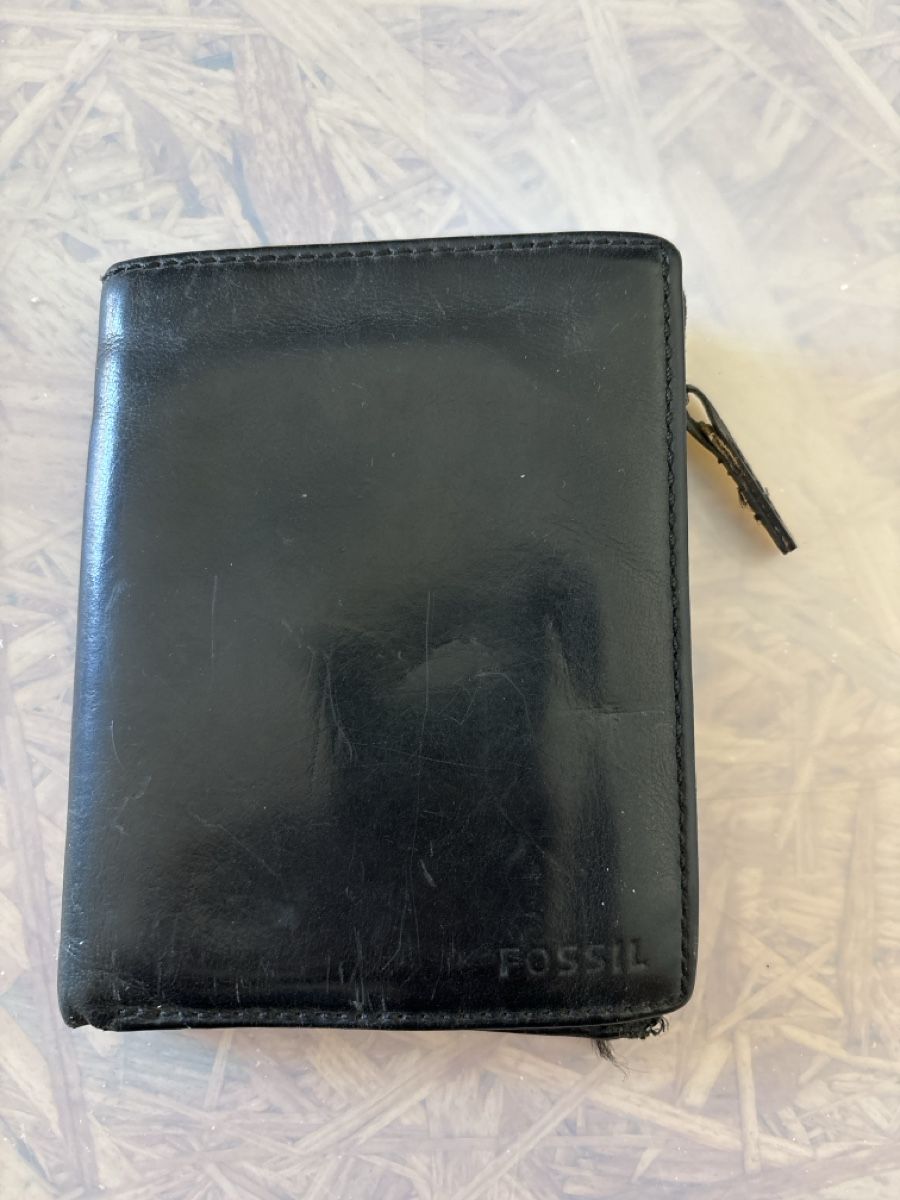 Fossil Brieftaschen: Fossil Portemonnaie Herren – Gebraucht aus Bettwiesen von ras_9rk9