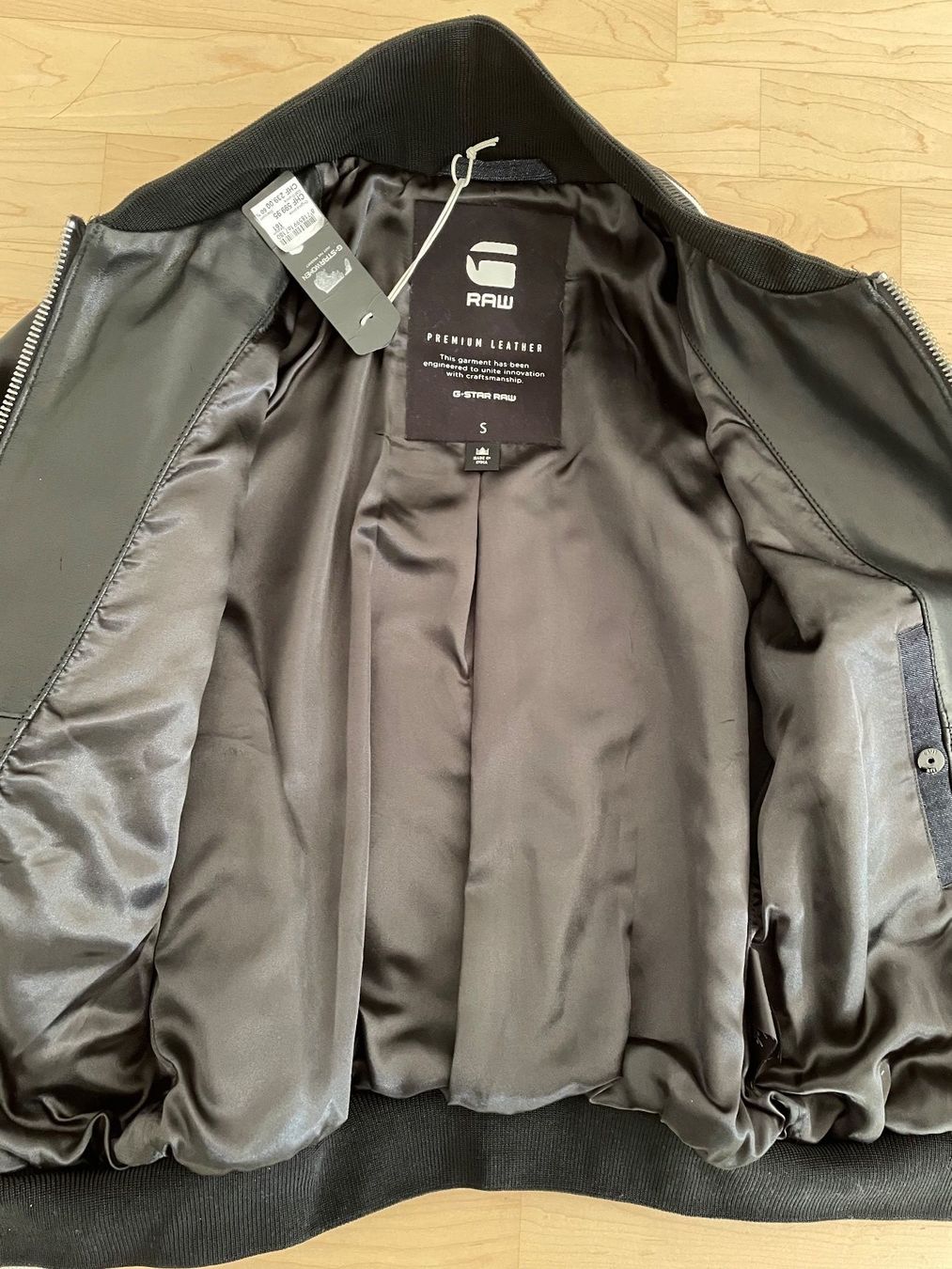 G-Star Giacche: Lederjacke G-Star Marvel Avengers Grösse S – Nuovo e nell'imballaggio originale da Pfaffhausen venduto da Stephan_1979 4