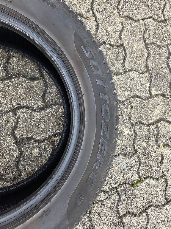 Pneumatici & Ruote complete: 4 stk. Winterreifen / PIRELLI – Usato da Lausen venduto da 04362 1
