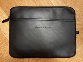 Laptop Tasche + amenity kit ZIMMERLI x SWISS First class