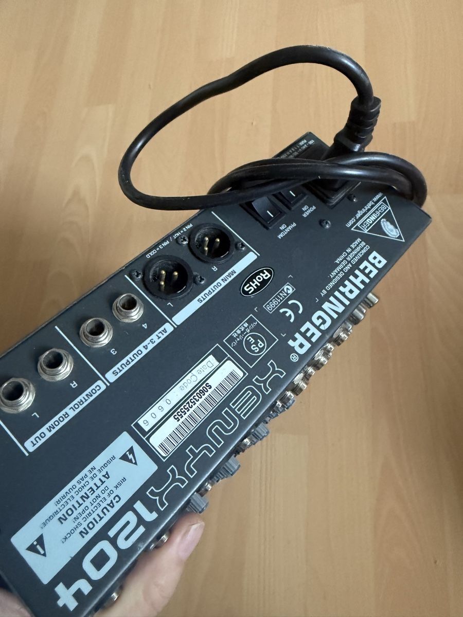 Console di mixaggio: : Behringer XENYX 1204 Mischpult  – Usato da Baden venduto da noli.r 6