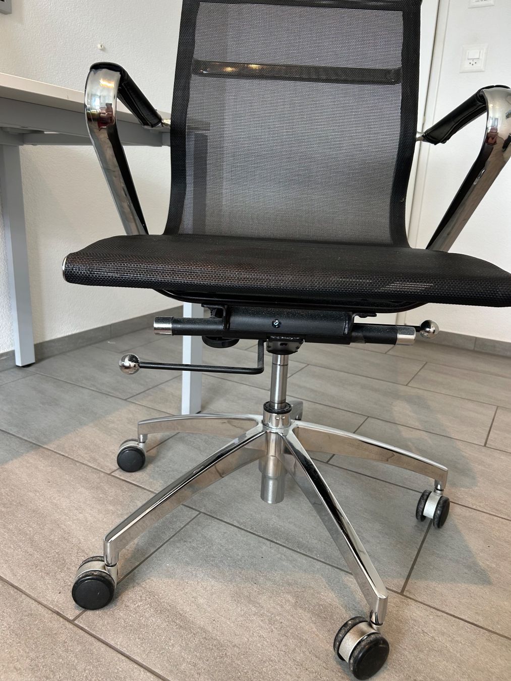 Pfister Sedie: Ergonomischer Bürostuhl von Pfister – Usato da Adliswil venduto da car_5pms 2