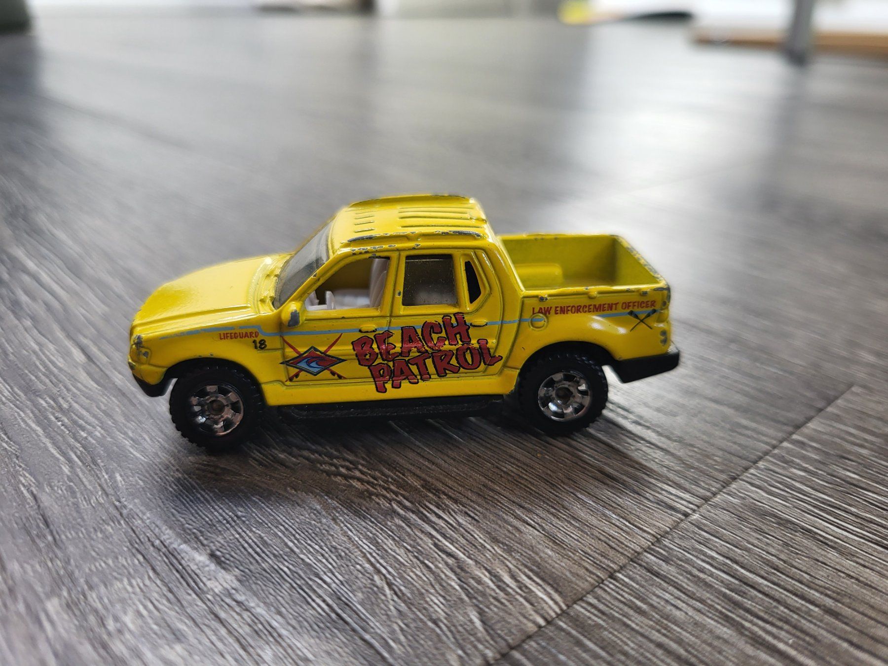 Modellini d'auto: Petite voiture – Usato da Gampelen venduto da cli_2thg