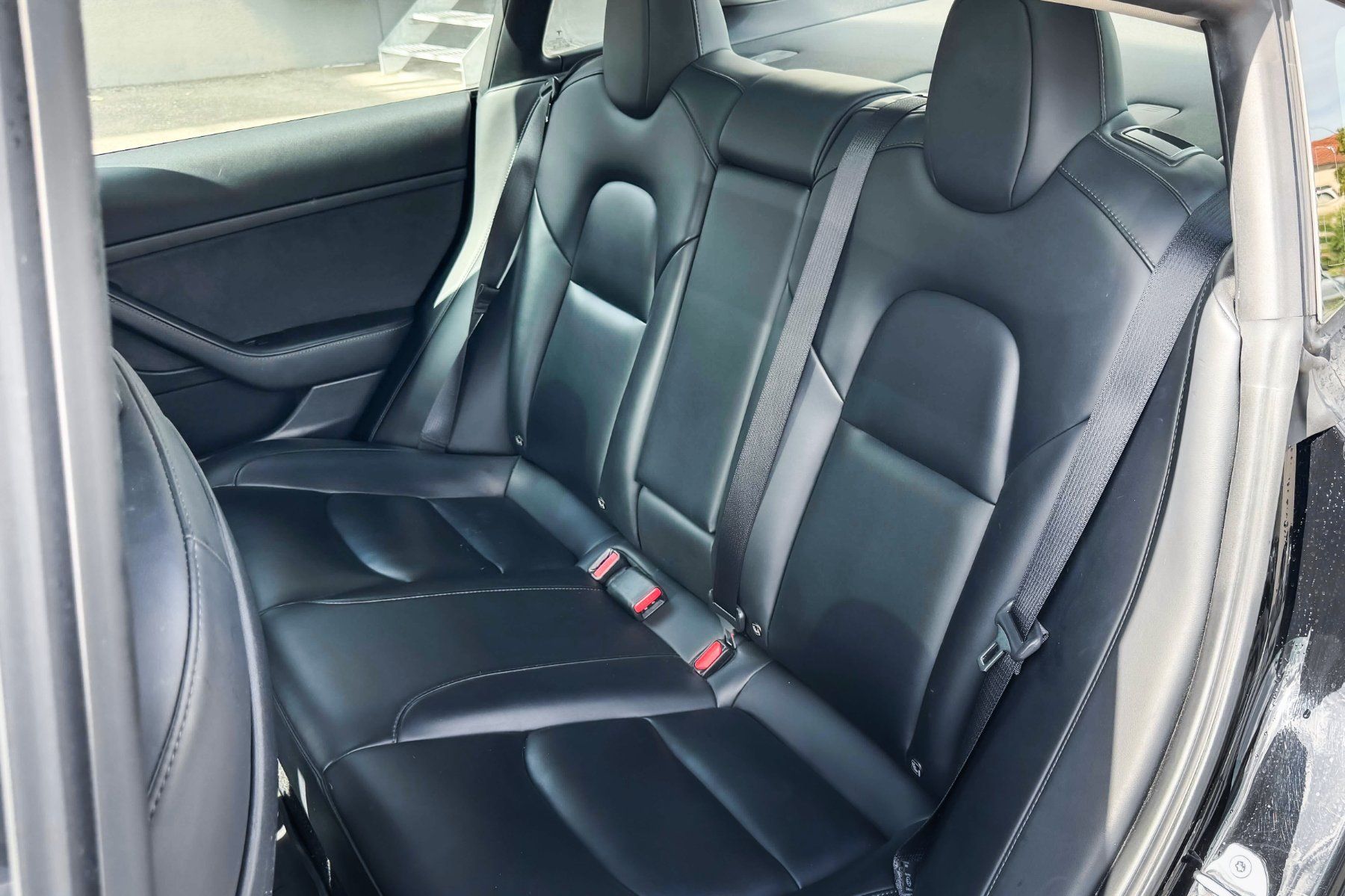 Tesla Autos: Tesla Model 3 SR RWD P – Gebraucht aus Sirnach von cartrade24_bucan 8