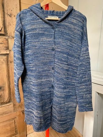 Flomax lange Strickjacke mit Kapuze
