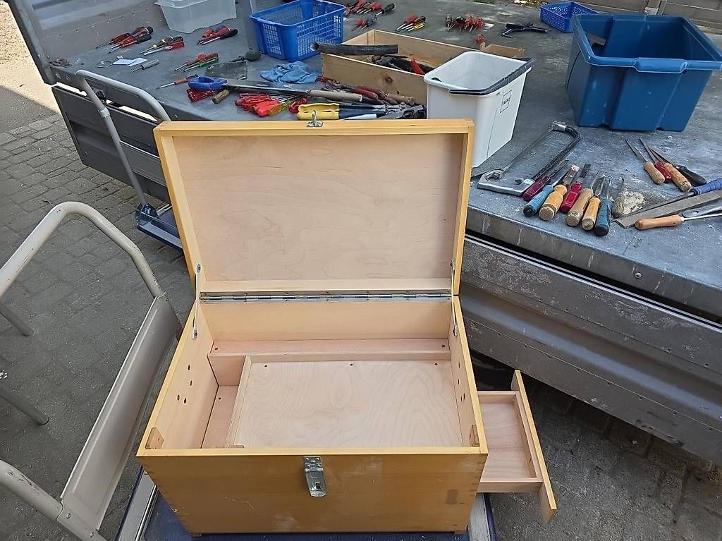 Casse di trasporto: Boite a outil – Usato da Chêne-Bougeries venduto da ona_d57w