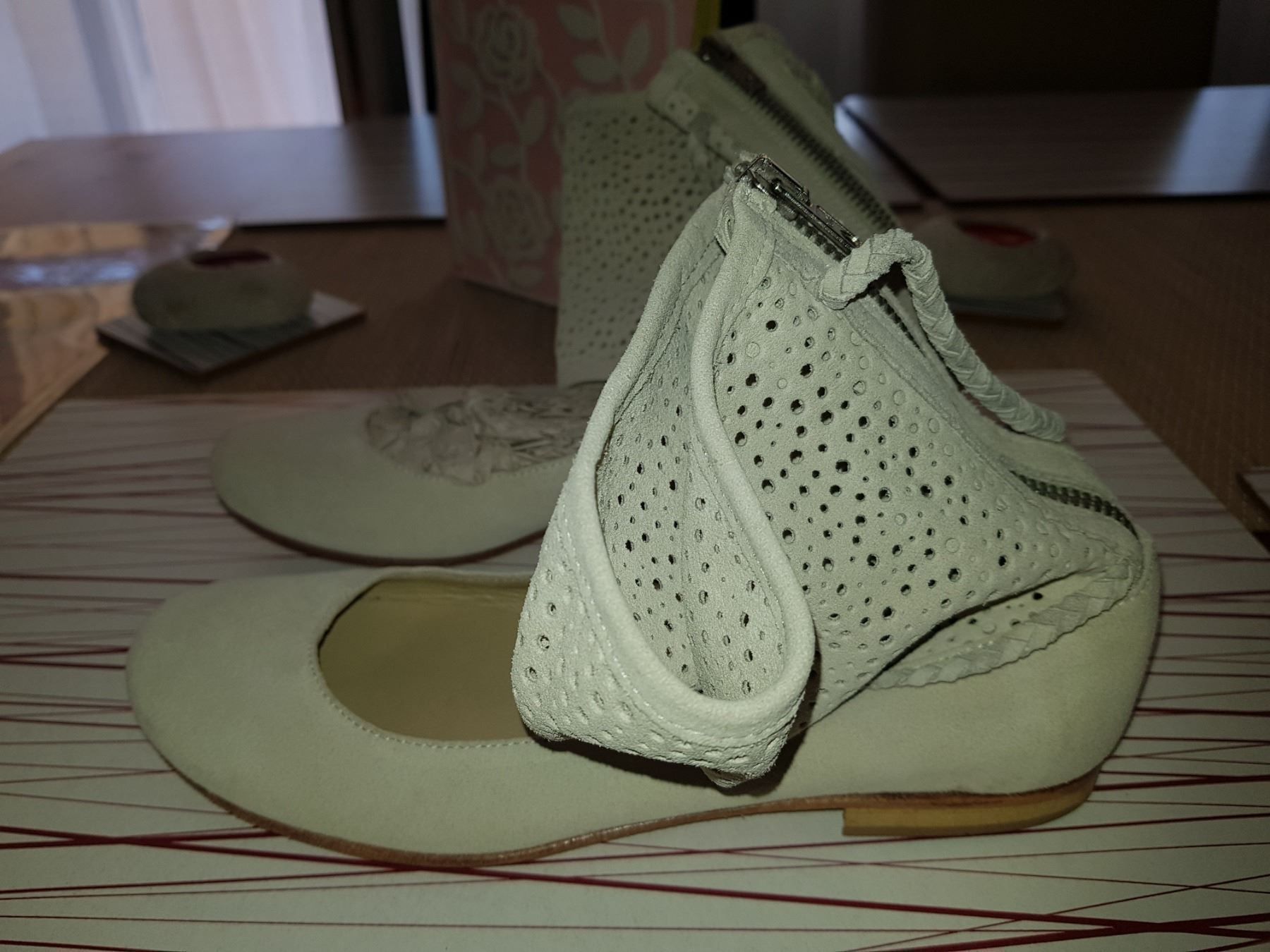 Damenschuhe: LOVE BY DUNE Chaussures / Schuhe pointure / Nummer 36 – Neu und originalverpackt aus Cossonay-ville von Super-Price-Quality 2