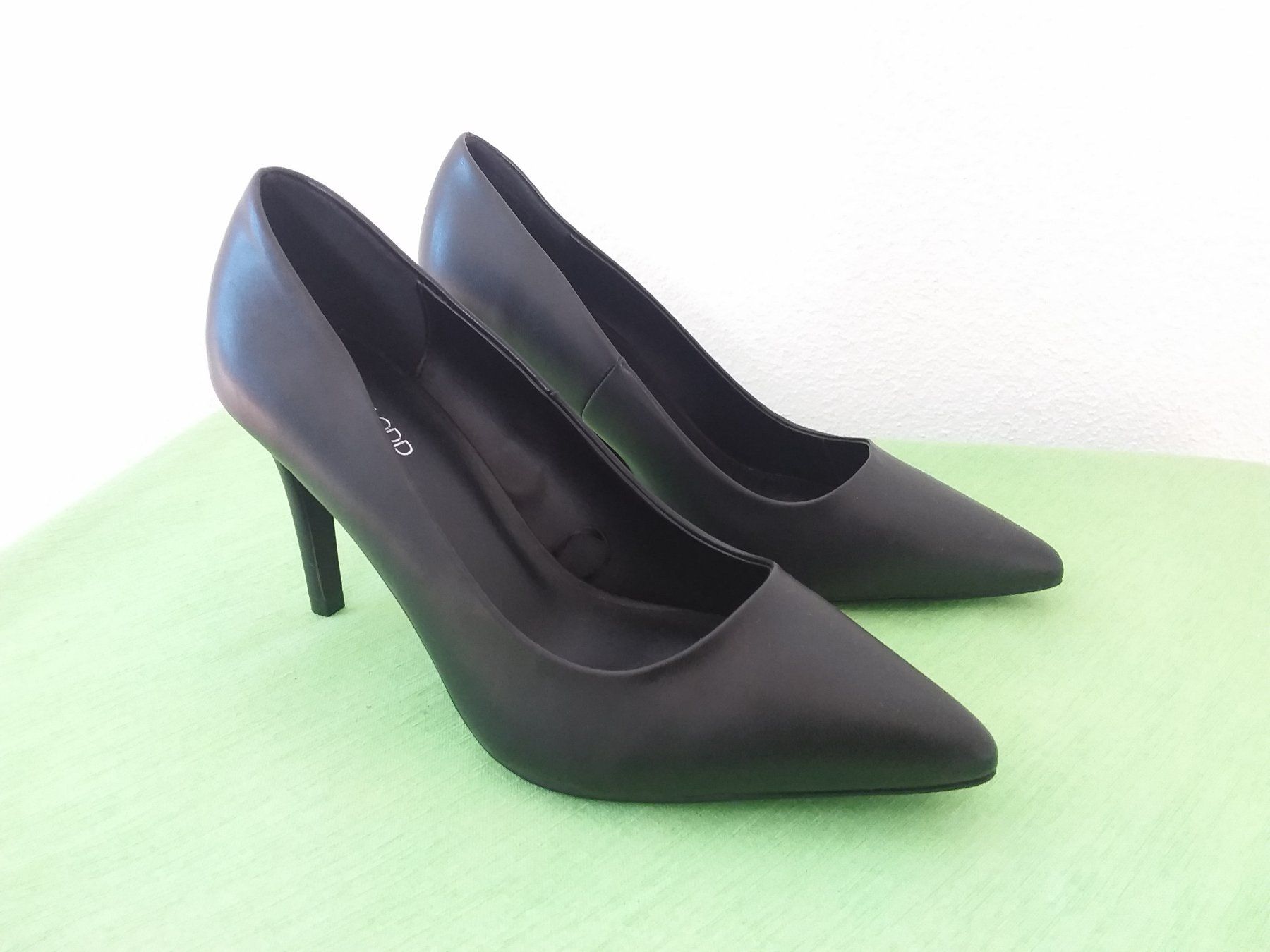 Damenschuhe: EVEN&ODD Pumps, Gr 35, NEU – Neu und originalverpackt aus Uitikon Waldegg von Risibisi7 2