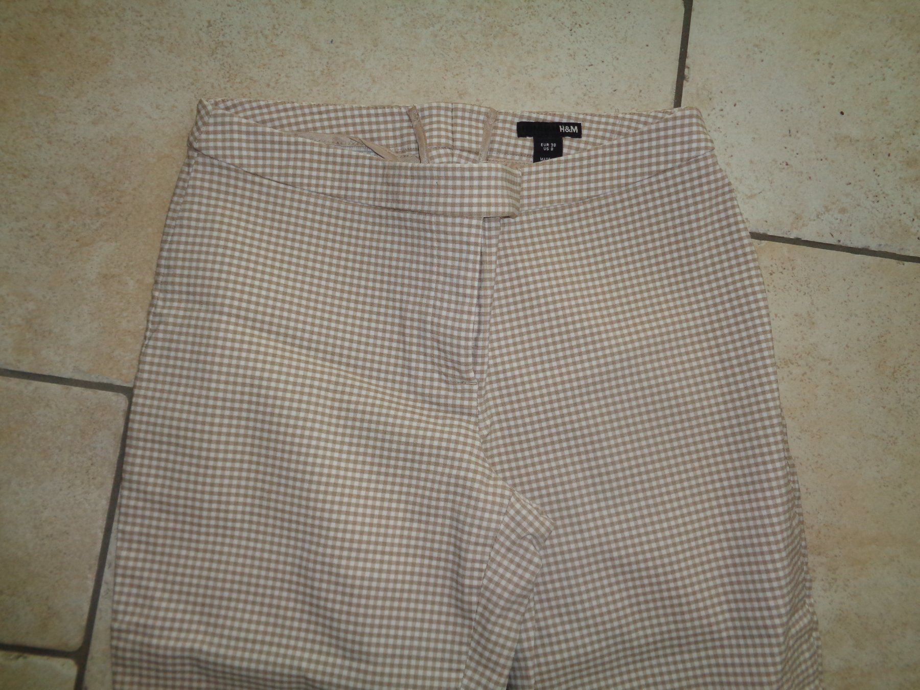 H&M Pantaloni: Hose  H&M  Grösse 38 – Usato da Kreuzlingen venduto da Robi-2003 1