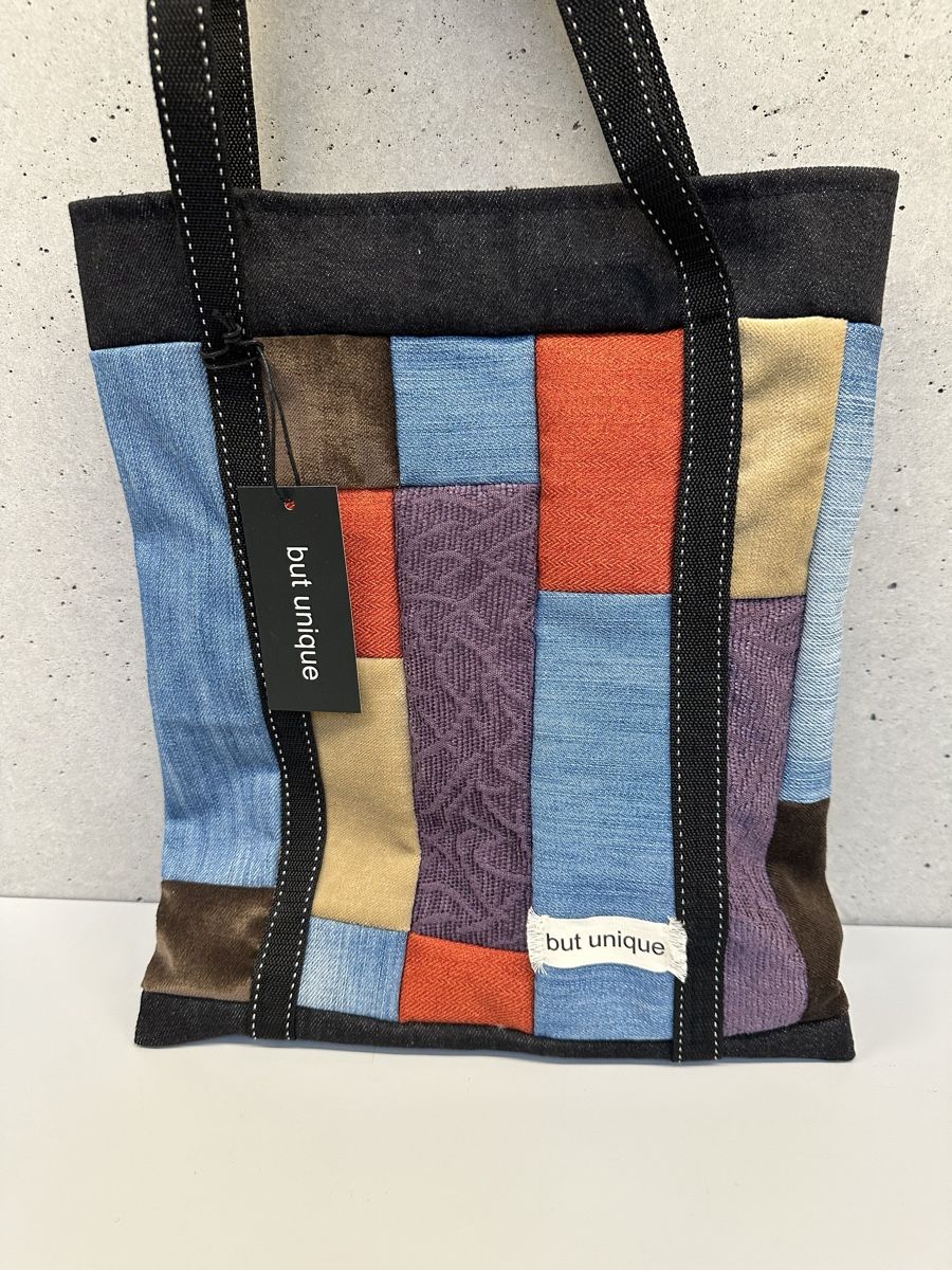 Sacs femmes: Handgemachte Patchwork-Tasche - Einzigartiges Design – Neuf (Voir description) à Leuk-Stadt par nadlerhu 4