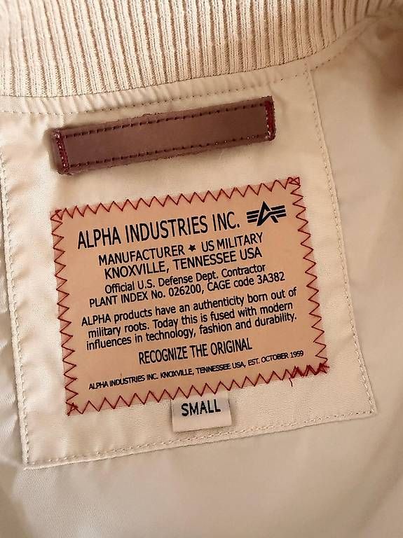 Alpha Industries Giacche: Alpha Industries Bomberjacke, Grösse S, Beige – Usato da Münchenstein venduto da Lo0 2
