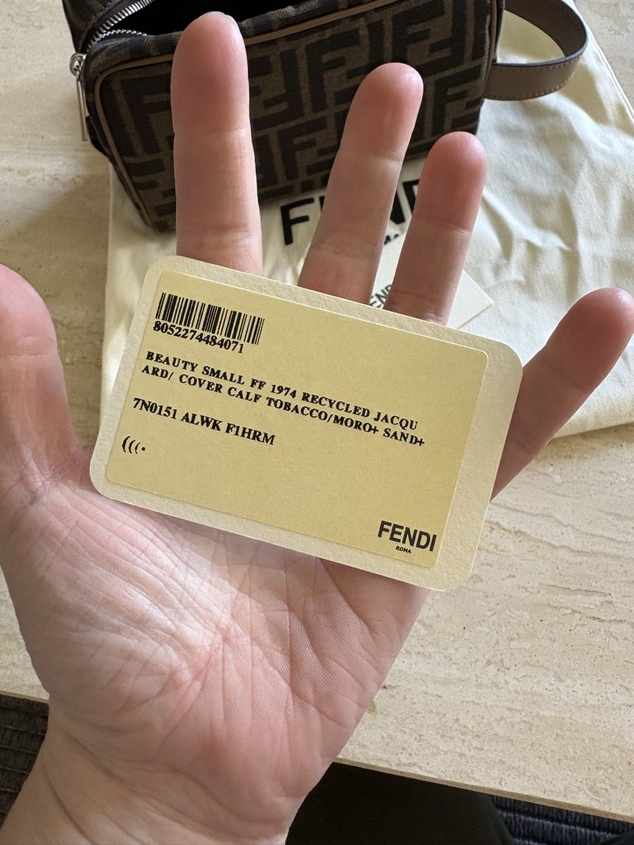Fendi Custodie per cosmetici: Fendi Necessaire NEU – Nuovo (secondo la descrizione) da Unterägeri venduto da mar_96hk 4