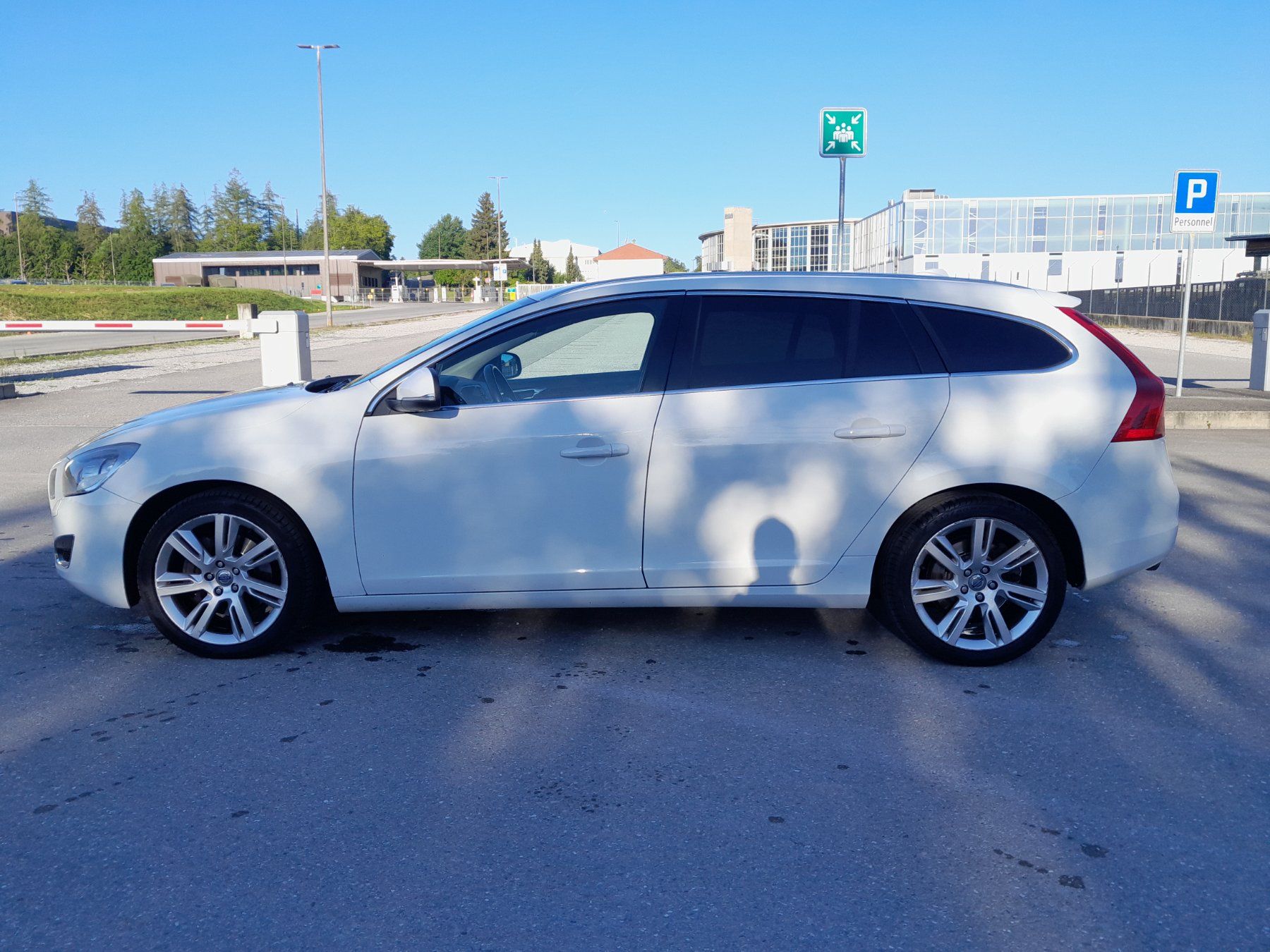 Autos: VOLVO 2.4 D5 Summum AWD – Gebraucht aus Grolley von zapa78 1