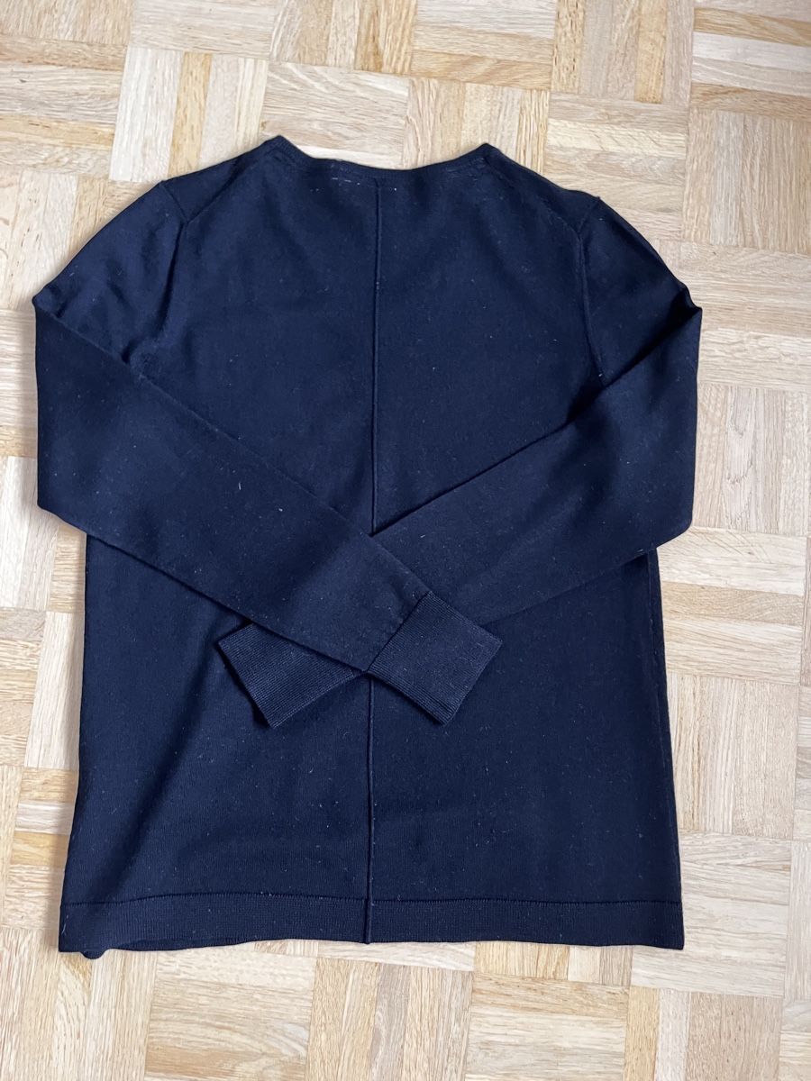 Pullover & Sweatshirts: Schwarzer Merinowolle Pulli, Gr. M, Herbst – Gebraucht aus Zürich von Kleanthy 5