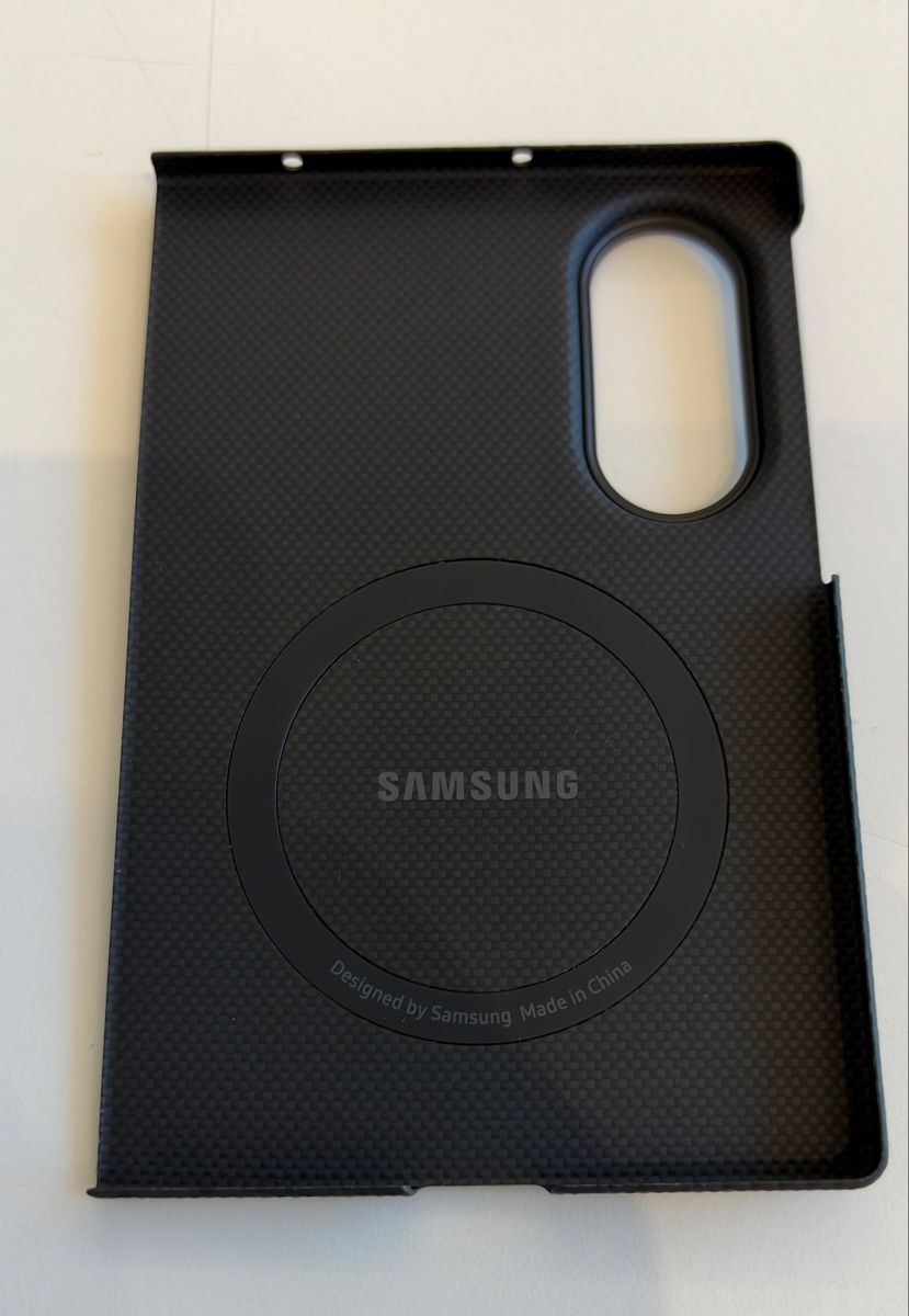 Samsung Covers & Schutzfolien: Samsung Carbon Magnet Case – Gebraucht aus Biglen von Super_Sale 3