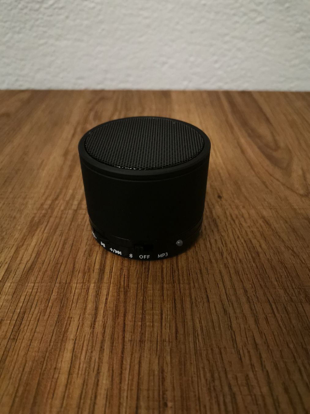 Haut-parleurs: Kompakter Bluetooth Lautsprecher neuwertig – Neuf (Voir description) à Bonaduz par TheCahenzli 1