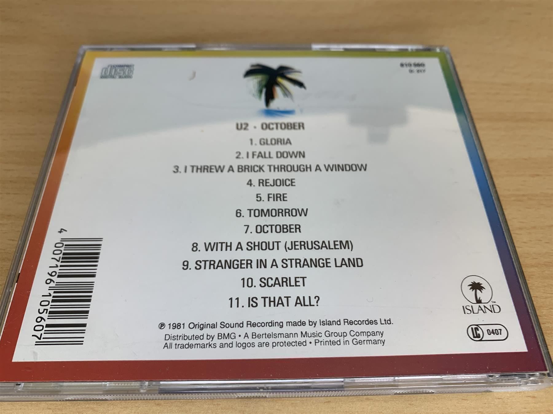 CD: U2 – October – Usato da Rikon im Tösstal venduto da Alpenmutz 1